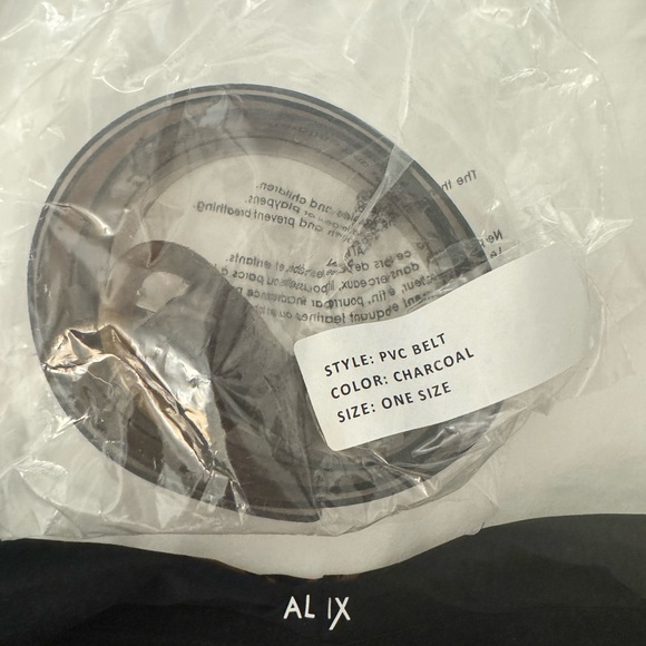 Alix NYC Drexel Printed Belted One Piece Swimsuit WOT, brand new condition - Picture 5 of 5